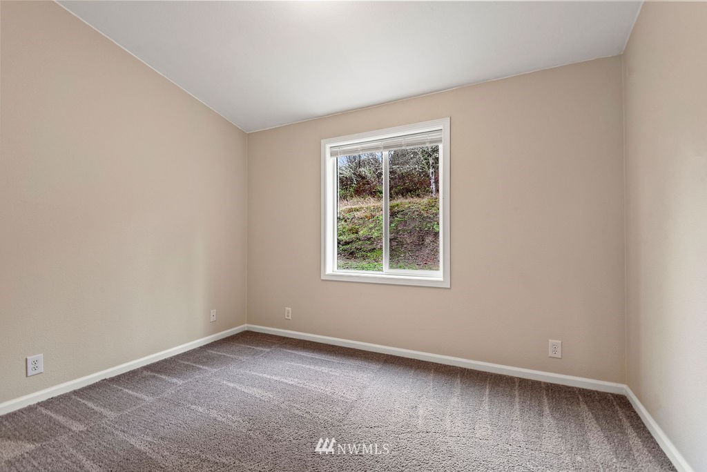 375 Boundary Road Kalama, WA 98625 - Photo 21 of 36 Gallery Image 21