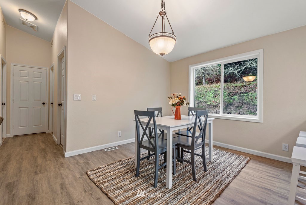 375 Boundary Road Kalama, WA 98625 - Photo 6 of 36 Gallery Image 6