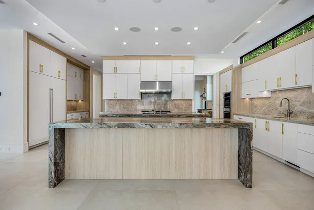 $22,000,000 | 191 Coconut Palm Road, Boca Raton, FL 33432