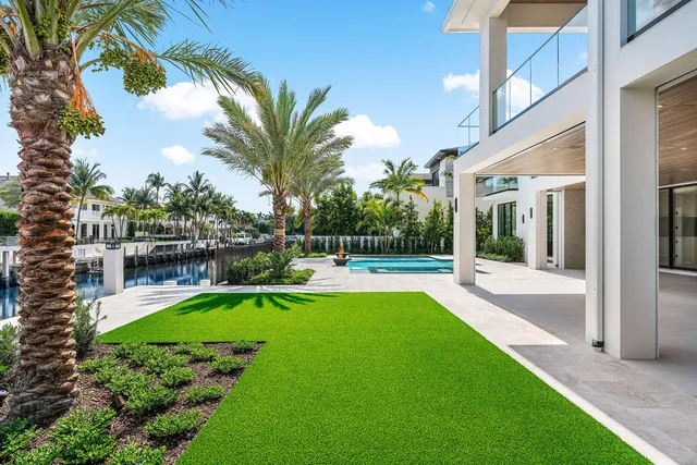$22,000,000 | 191 Coconut Palm Road, Boca Raton, FL 33432