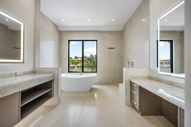 $22,000,000 | 191 Coconut Palm Road, Boca Raton, FL 33432