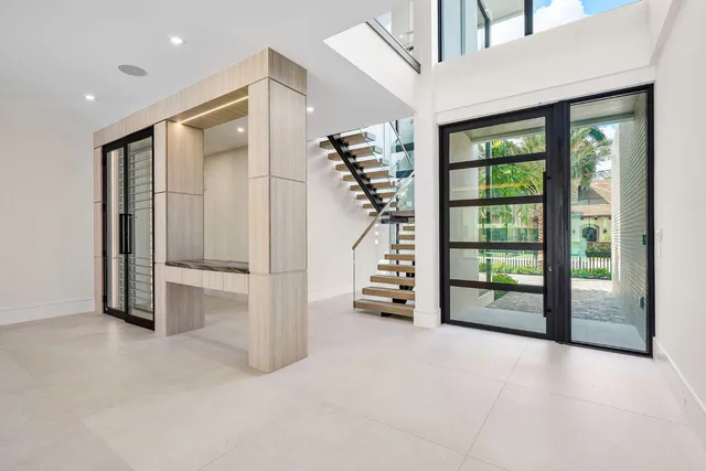 $22,000,000 | 191 Coconut Palm Road, Boca Raton, FL 33432