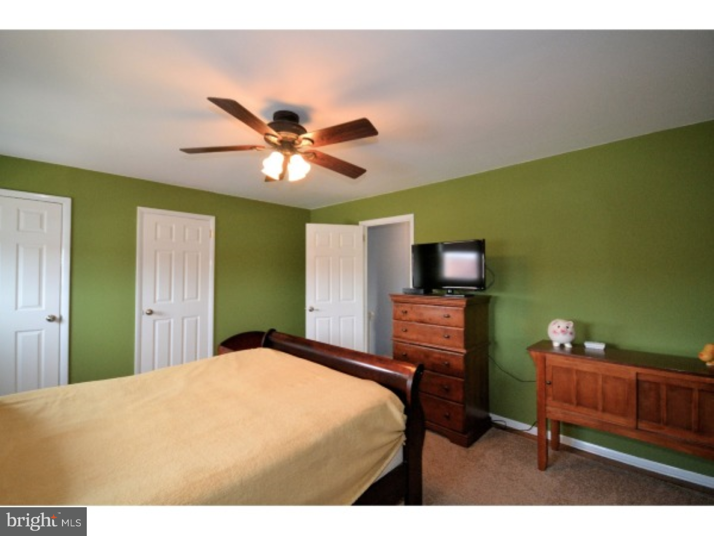 12021 Covert Road Philadelphia, PA 19154 - Photo 14 of 24 Bedroom - Main