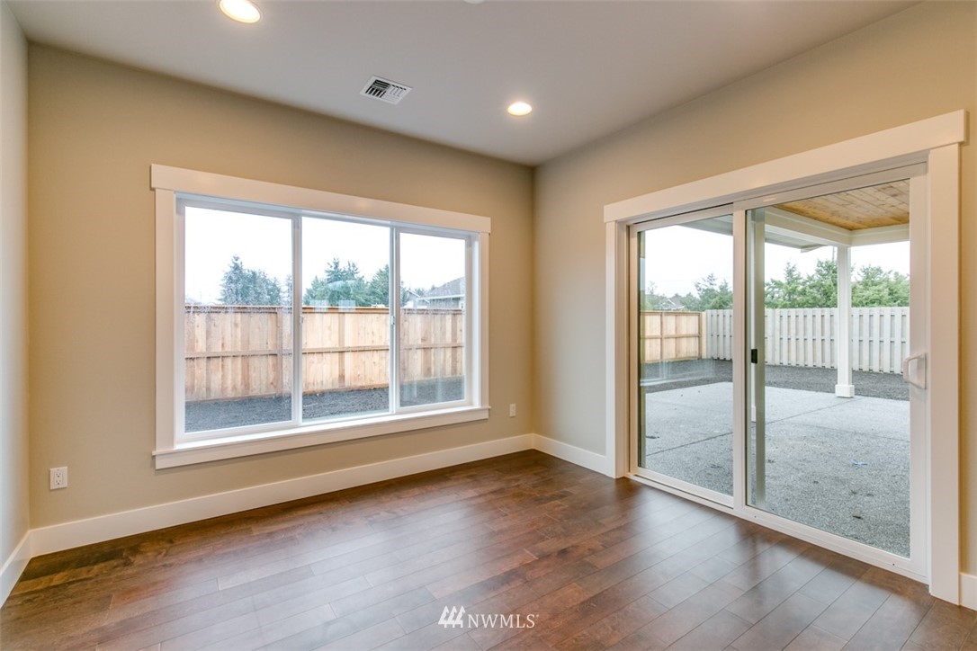 30 Royal Loop Sequim, WA 98382 - Photo 12 of 25 Gallery Image 12