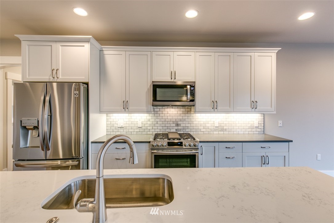 30 Royal Loop Sequim, WA 98382 - Photo 13 of 25 Gallery Image 13