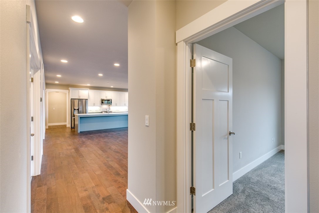 30 Royal Loop Sequim, WA 98382 - Photo 19 of 25 Gallery Image 19