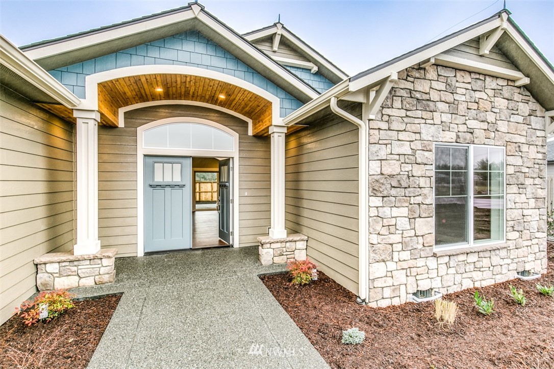 30 Royal Loop Sequim, WA 98382 - Photo 3 of 25 Gallery Image 3