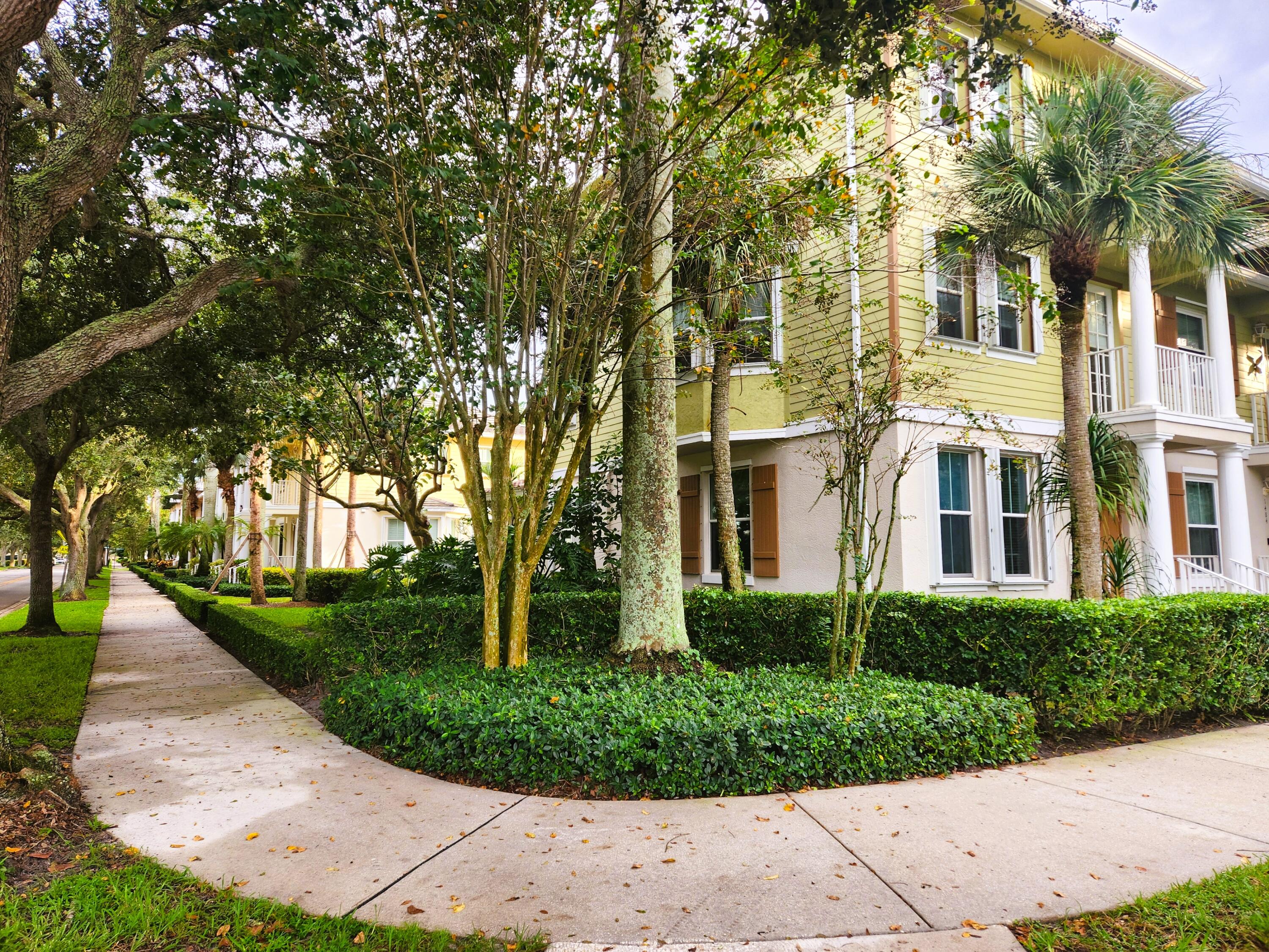 1480 Frederick Small Road Jupiter, FL 33458 - Photo 2 of 45 1480 Frederick small Abacoa CORNER YARD