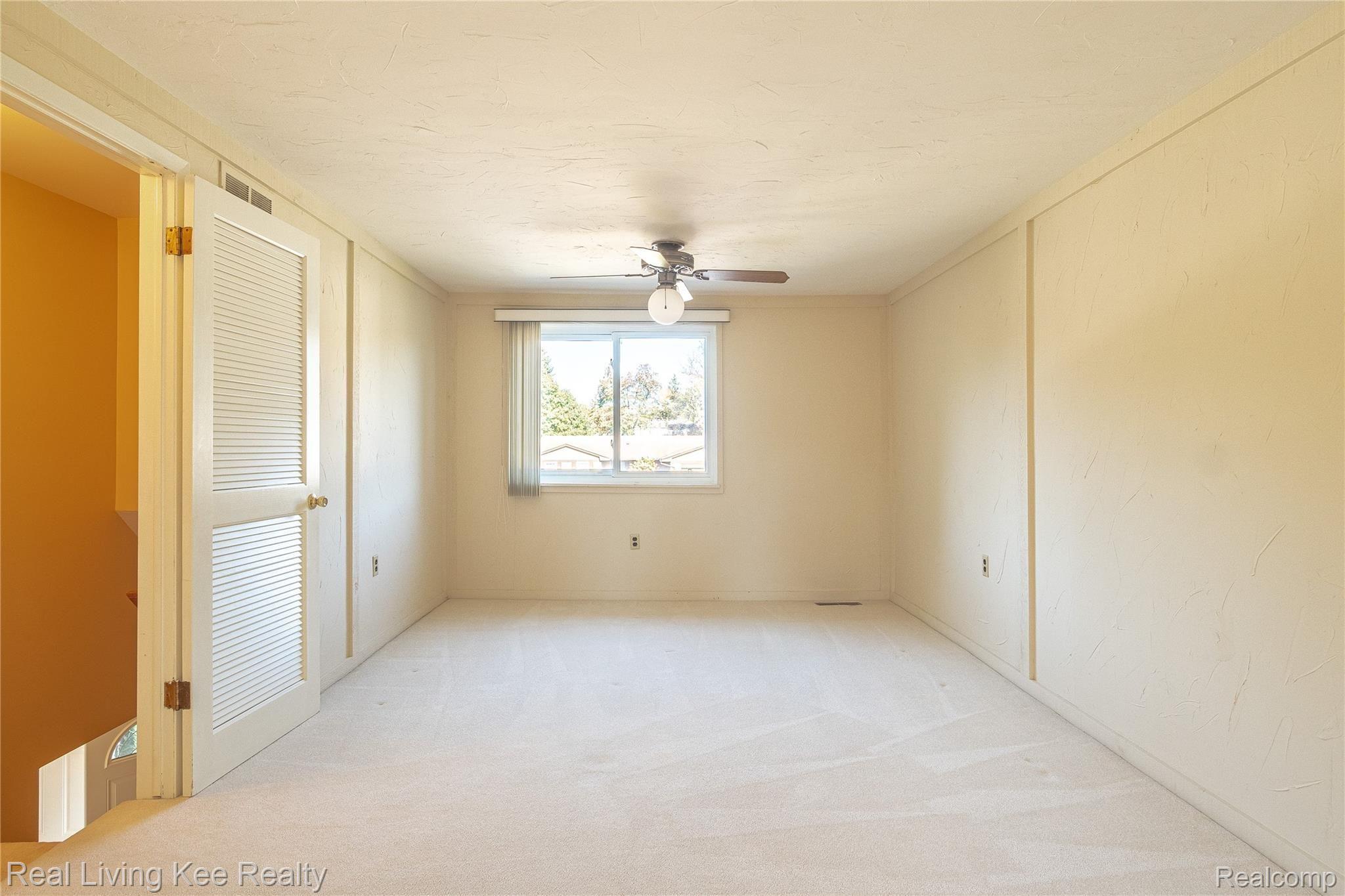 988 Briston Drive Rochester, MI 48307 - Photo 49 of 79 Oversized Bonus Bedroom