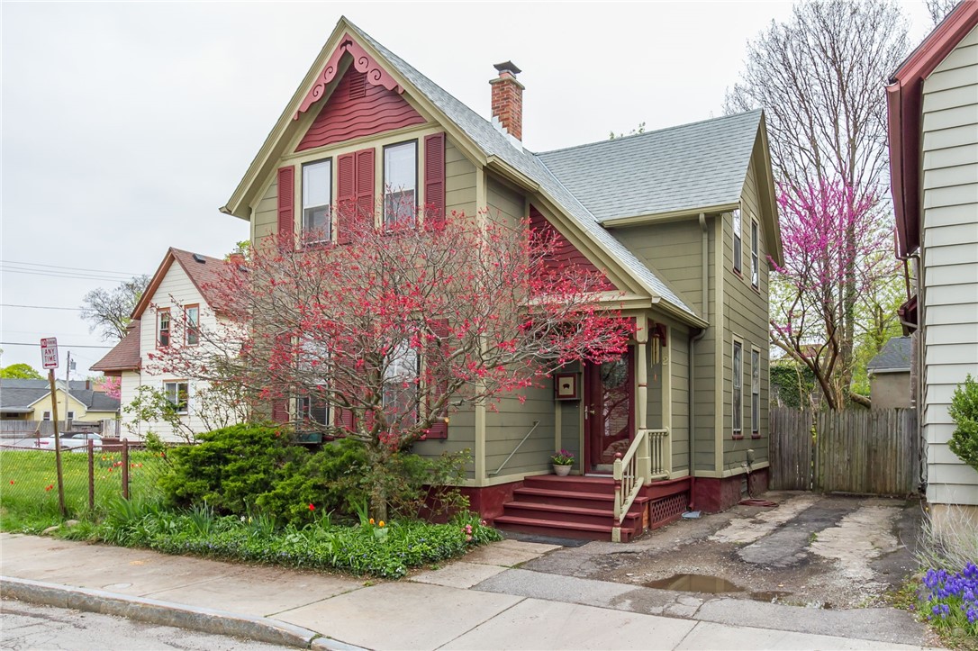 2 Pappert Place Rochester, NY 14620 - Photo 1 of 1