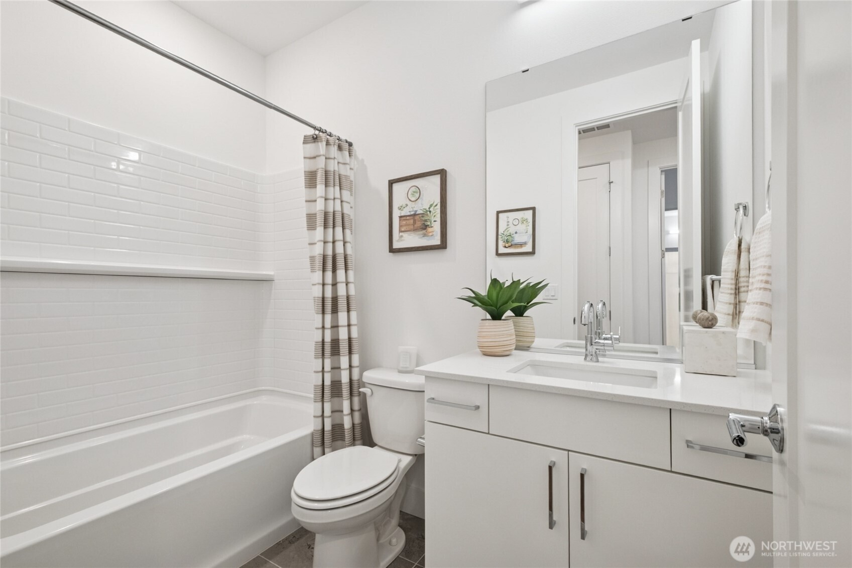 12237 137th Place Northeast, Unit 2806 Redmond, WA 98052 - Photo 18 of 37