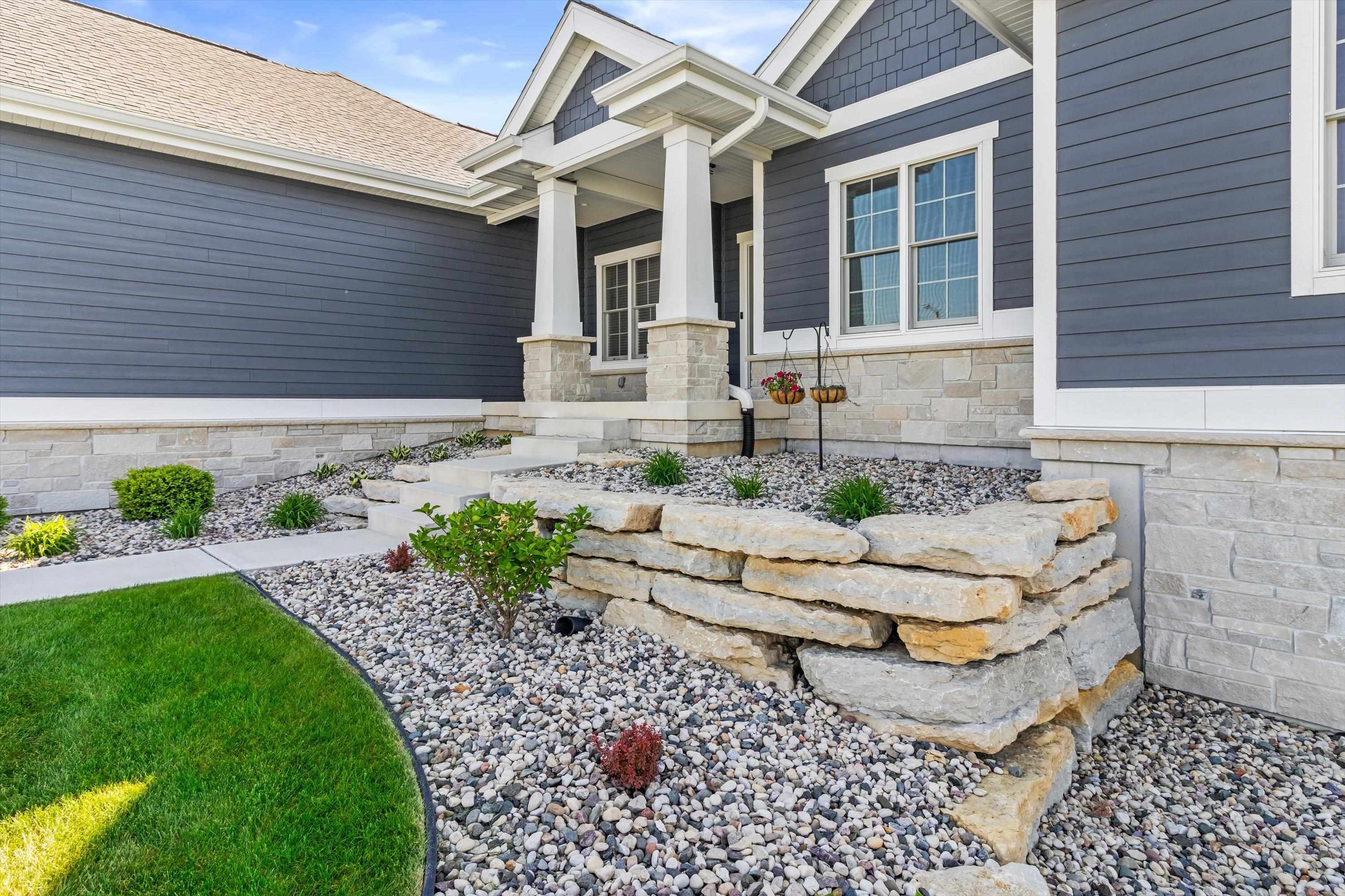 6653 Morning Dew Lane Sun Prairie, WI 53590 - Photo 4 of 76