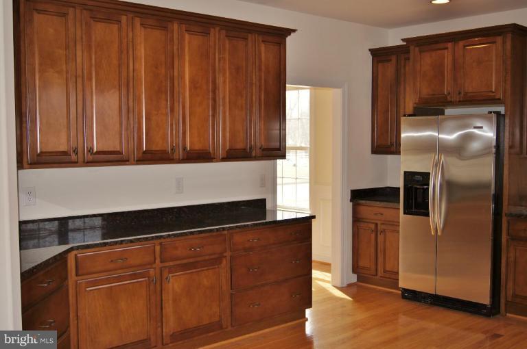 Neepier Catonsville, MD 21228 - Photo 14 of 26 Kitchen 4