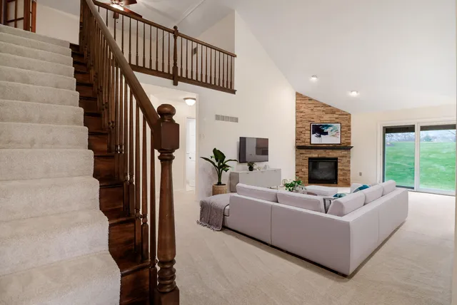 $449,000 | 1055 Mission Hills Court, Chesterton, IN 46304