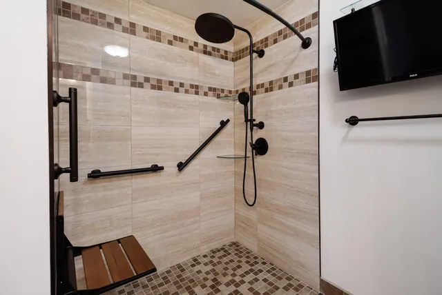 $449,000 | 1055 Mission Hills Court, Chesterton, IN 46304