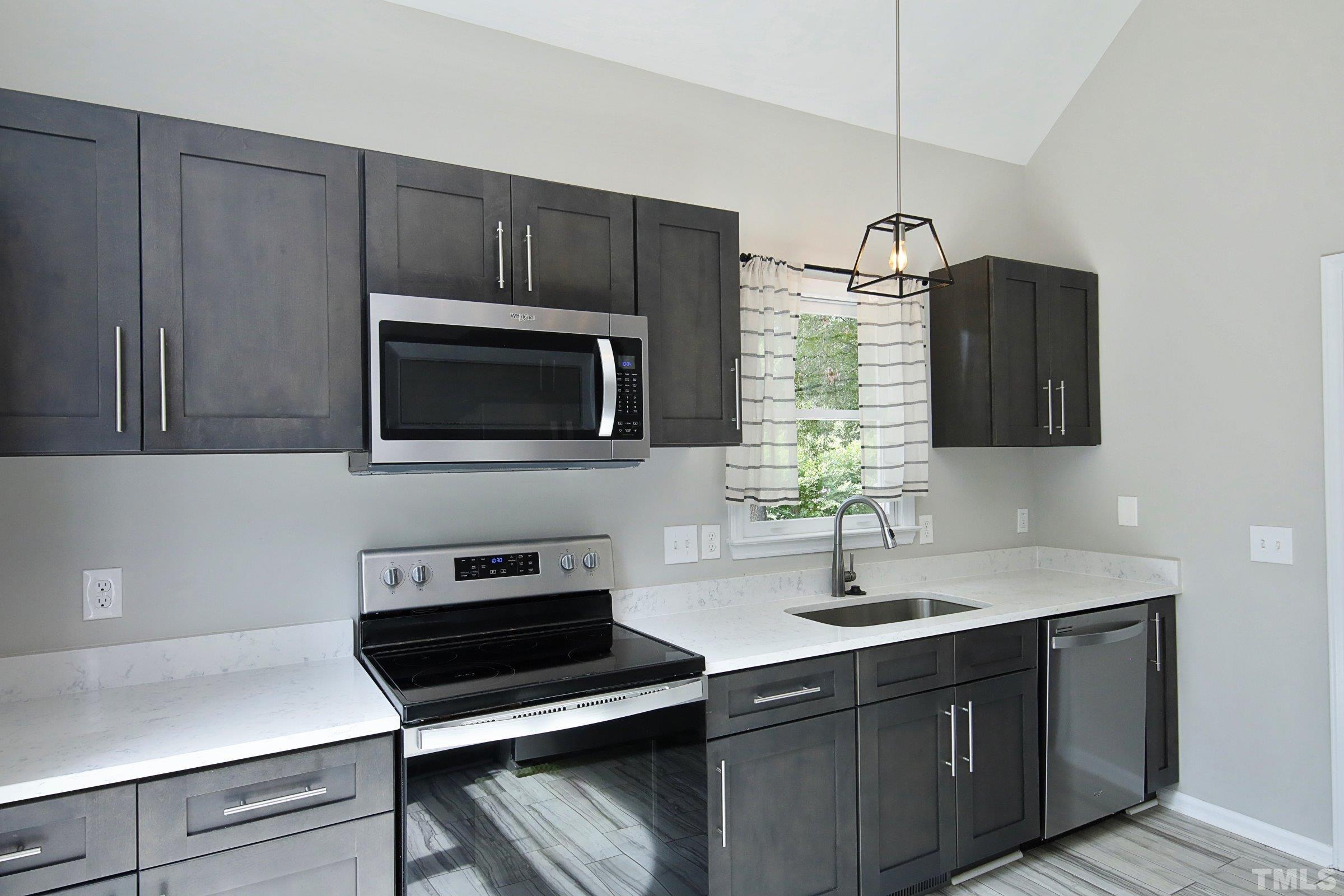 2012 Firth Of Tay Way Raleigh, NC 27603 - Photo 15 of 43 Gallery Image 15