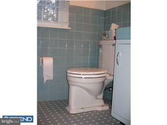 8311 Brookside Road Elkins Park, PA 19027 - Photo 10 of 12 Bathroom