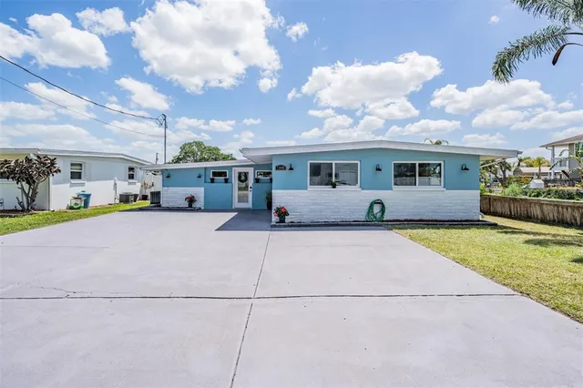 $349,000 | 13806 San Juan Avenue, Hudson, FL 34667