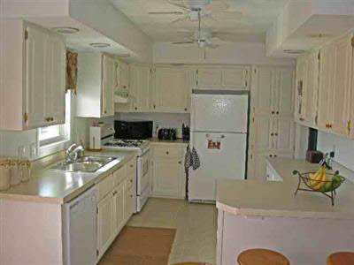 7221 Coldwater Road Flushing, MI 48433 - Photo 5 of 11 20212183-4.JPG