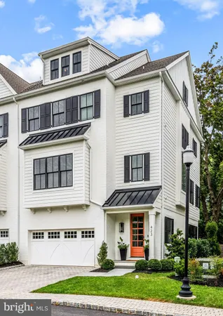 $1,849,000 | 423 Maplewood Avenue, Wayne, PA 19087