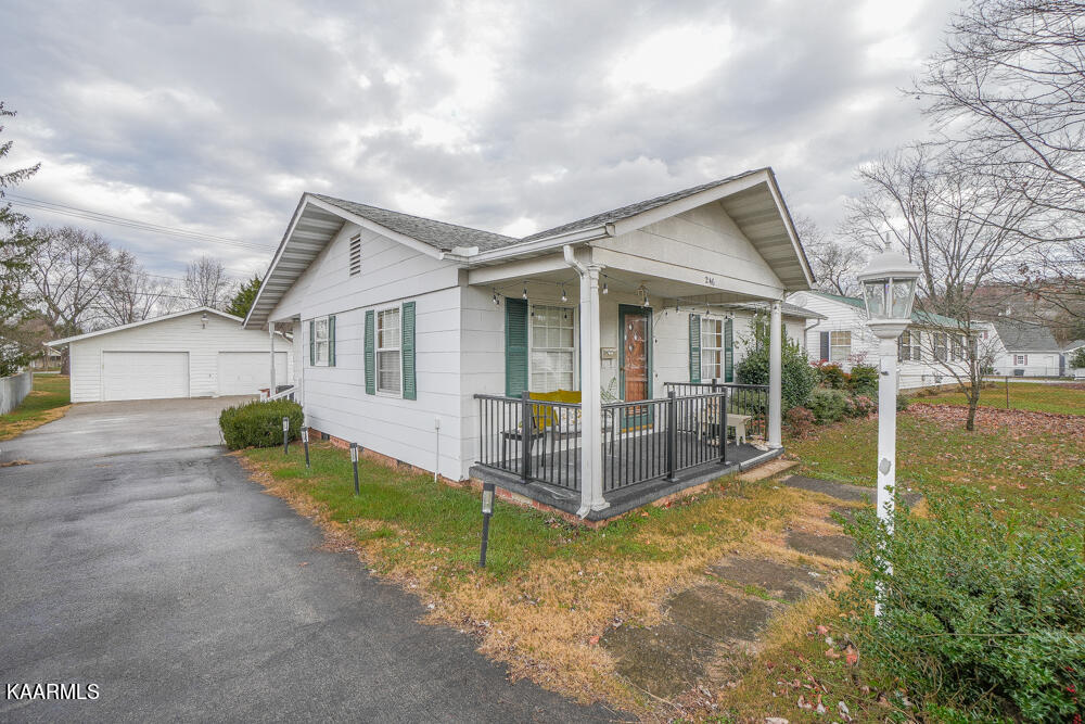 246 Main Road Maryville, TN 37804 - Photo 4 of 39 4