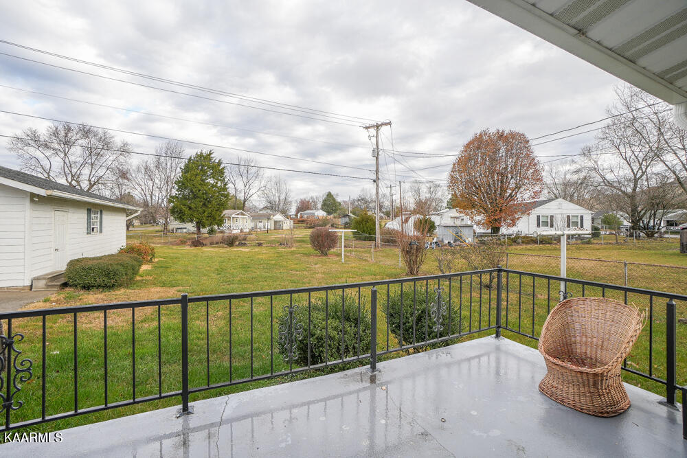 246 Main Road Maryville, TN 37804 - Photo 10 of 39 10