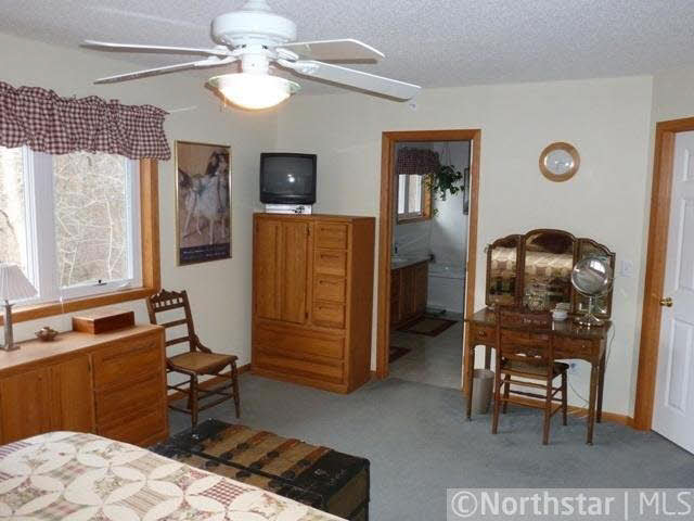 17804 Townline Road Minnetonka, MN 55345 - Photo 10 of 12 Gallery Image 10