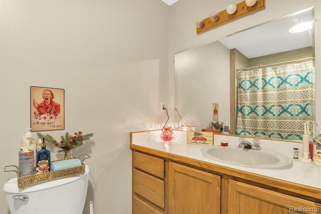 9451 Chambers Road Pinckney, MI 48169 - Photo 9 of 25