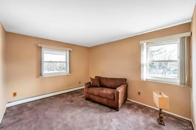 $579,999 | 2 Martin Street, Coram, NY 11727