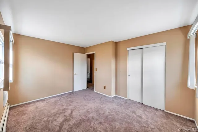 $579,999 | 2 Martin Street, Coram, NY 11727