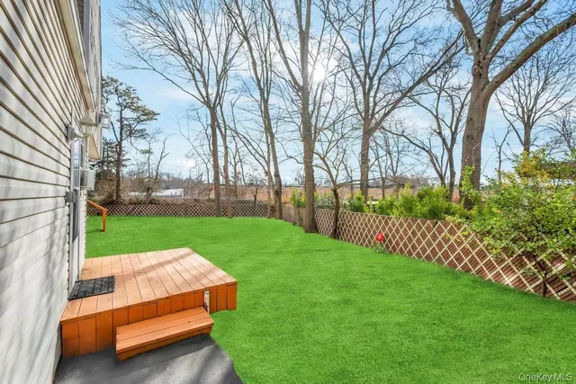 $579,999 | 2 Martin Street, Coram, NY 11727