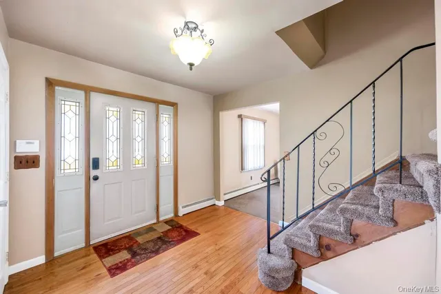 $579,999 | 2 Martin Street, Coram, NY 11727