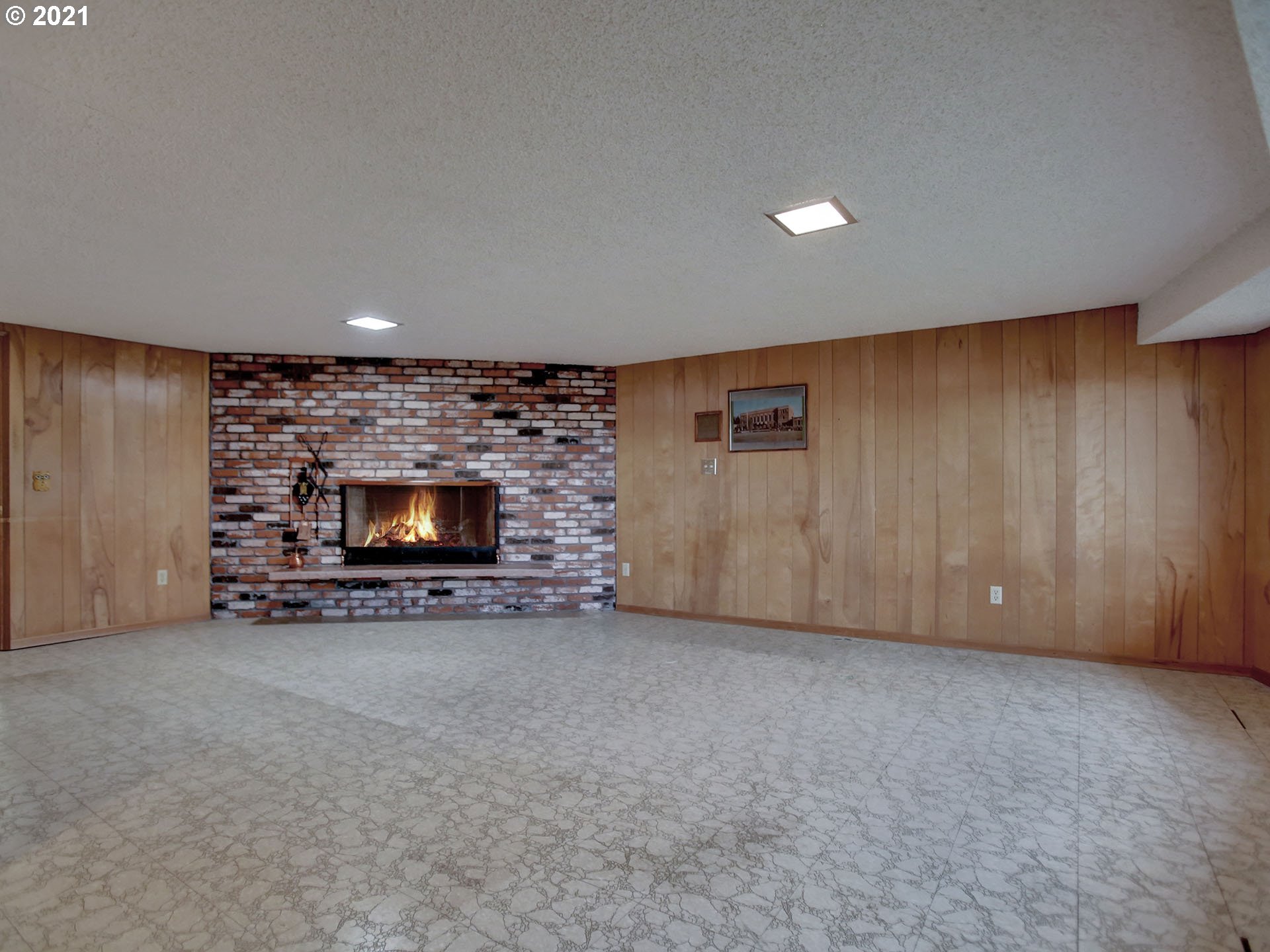 7040 Southwest Gable Park Road Portland, OR 97225 - Photo 22 of 32 Gallery Image 22