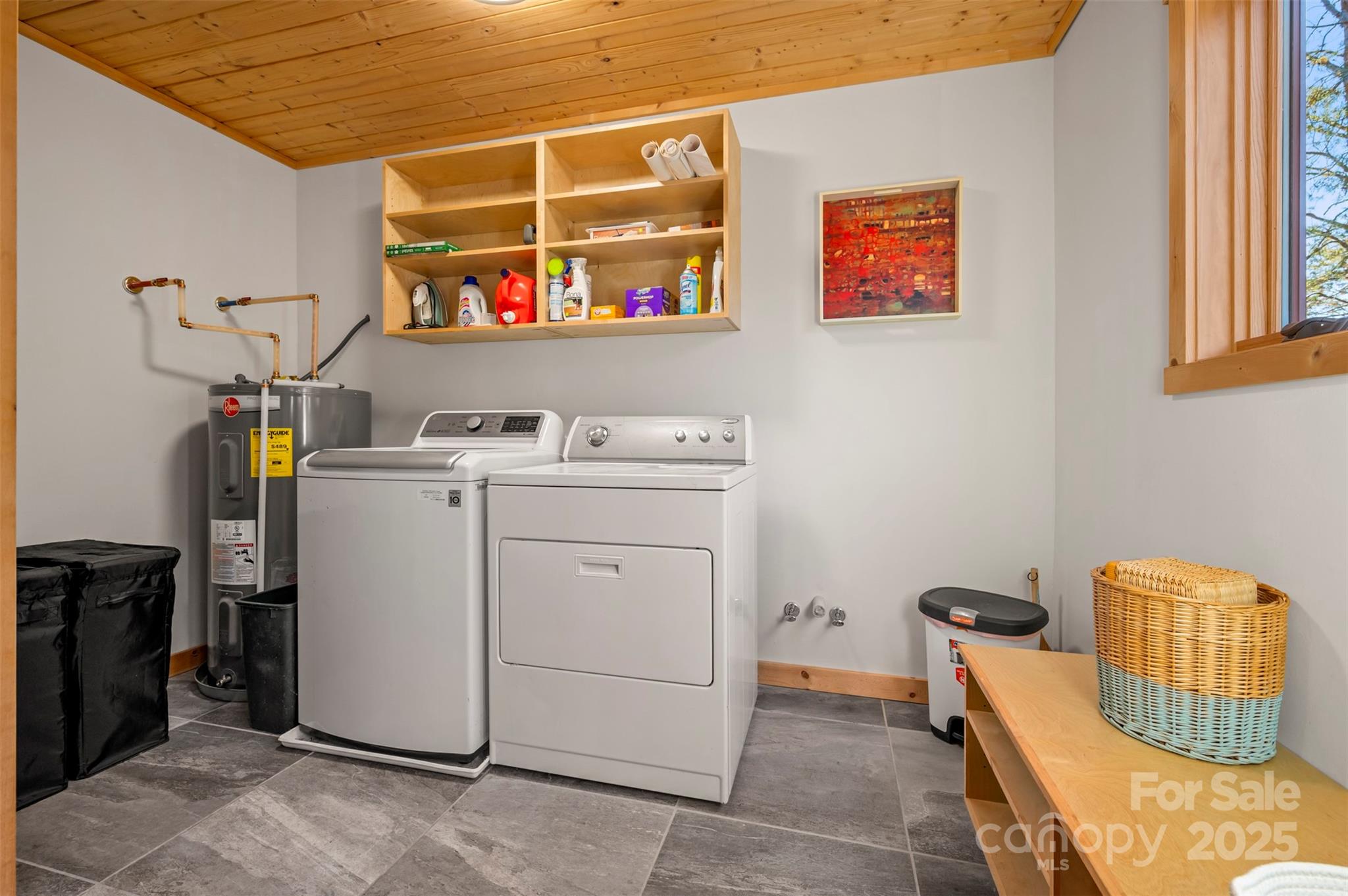 891 Meadow Crest Road Tryon, NC 28782 - Photo 29 of 47 a utility room with dryer and washer