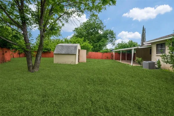 $229,000 | 618 Cleardale Drive, Dallas, TX 75232