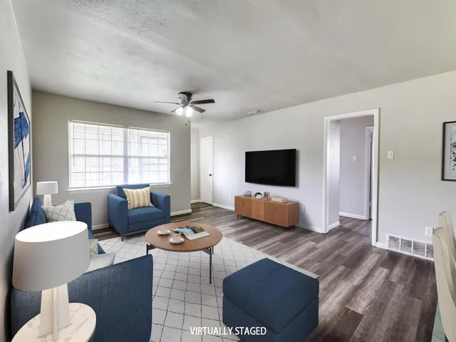 $238,000 | 618 Cleardale Drive, Dallas, TX 75232