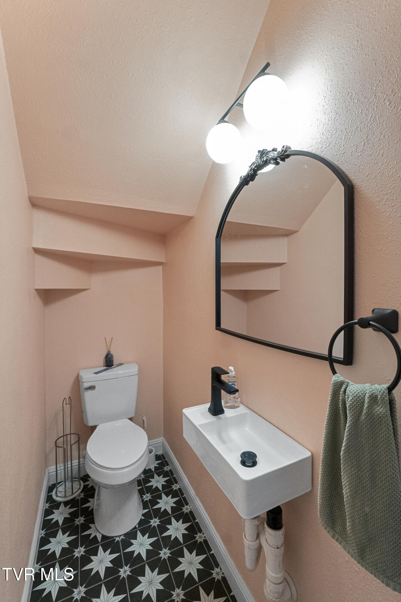 220 Unaka Street Greeneville, TN 37743 - Photo 19 of 56 Main floor 1/2 bath