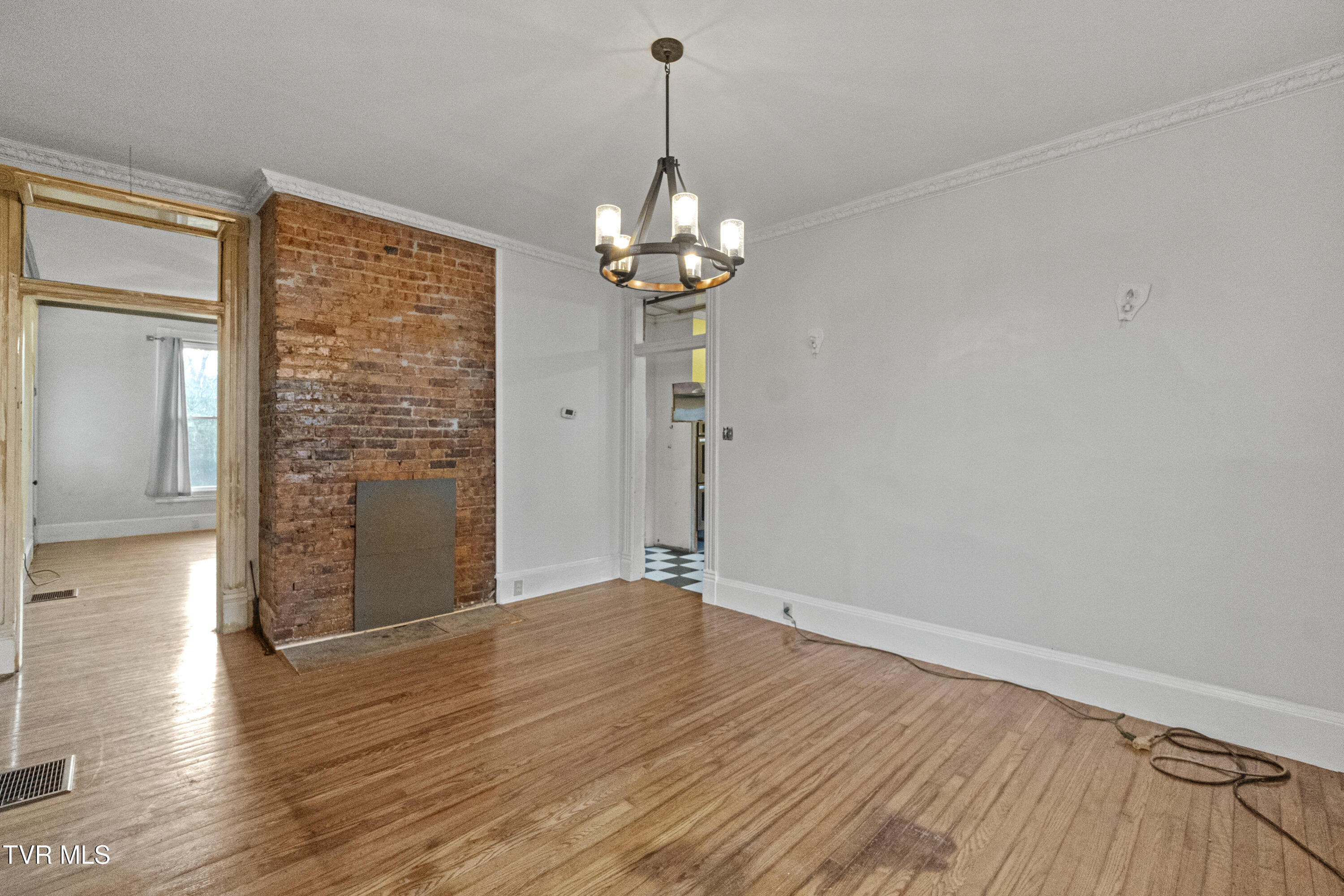 220 Unaka Street Greeneville, TN 37743 - Photo 27 of 56 DSC04209