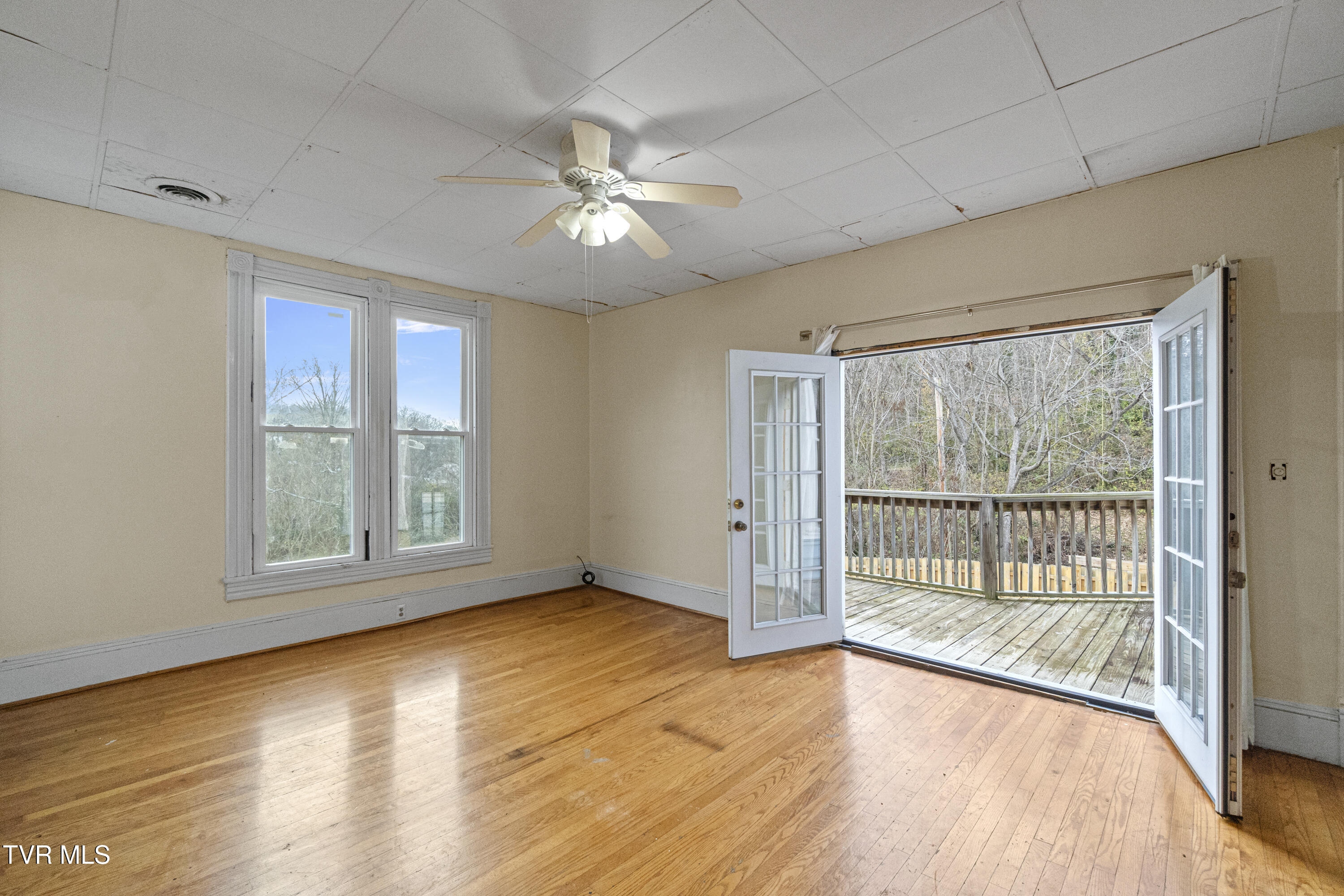 220 Unaka Street Greeneville, TN 37743 - Photo 41 of 56 Bedroom 3