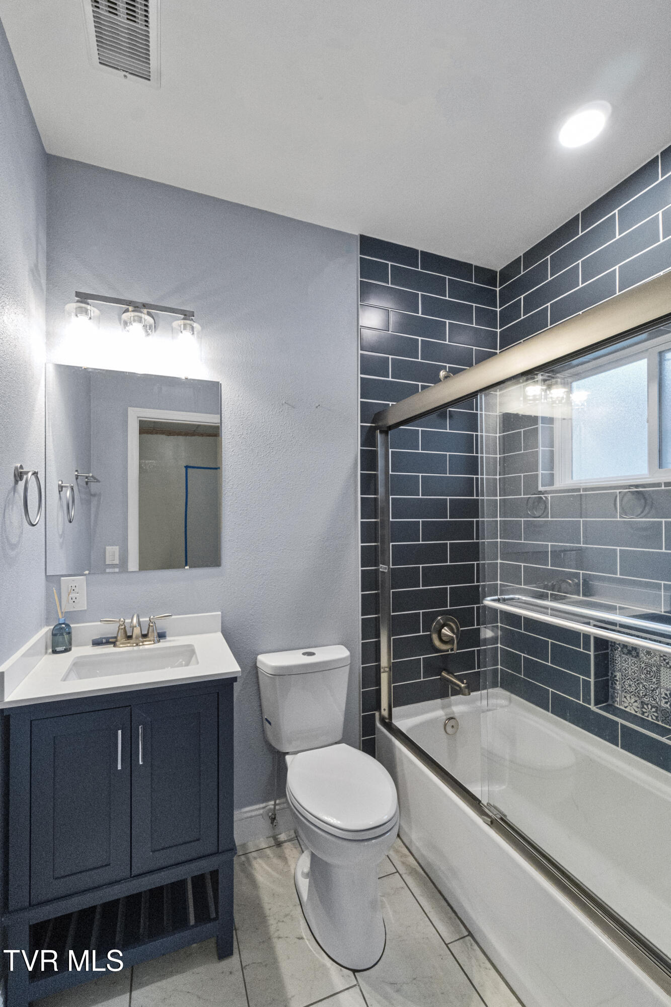 220 Unaka Street Greeneville, TN 37743 - Photo 51 of 56 Upstairs full bath