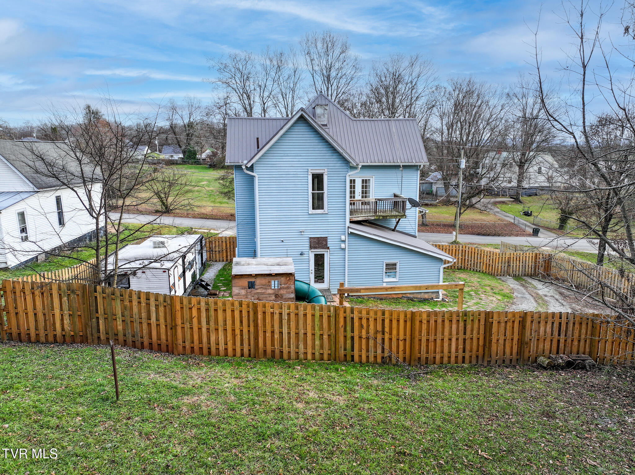 220 Unaka Street Greeneville, TN 37743 - Photo 7 of 56 Back View