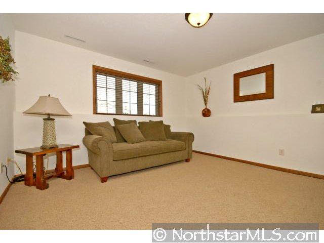 3640 44 Avenue Northwest Rochester, MN 55901 - Photo 8 of 10