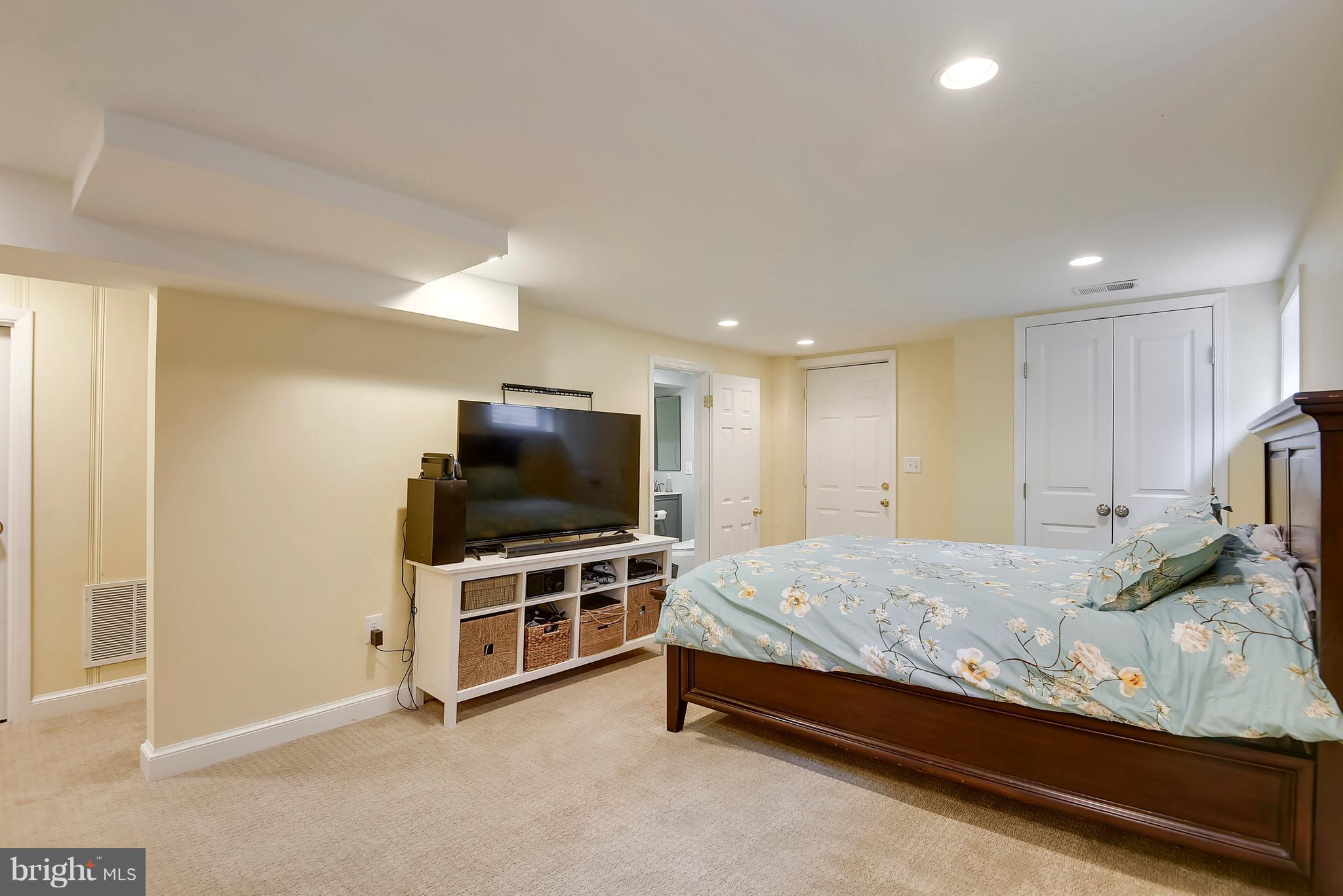 10203 Big Rock Road Silver Spring, MD 20901 - Photo 34 of 51 lower level as guest room
