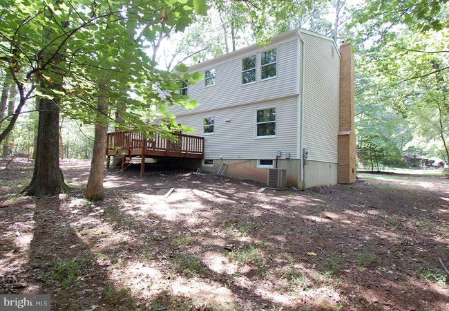 11700 Blue Smoke Trail Reston, VA 20191 - Photo 23 of 25 Exterior (Rear)