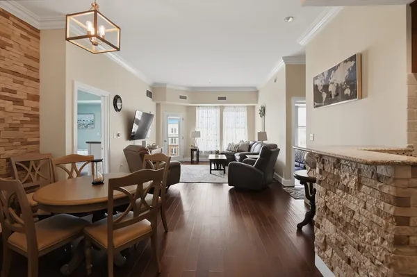 $585,000 | 36 Village Road, Unit 714, Middleton, MA 01949