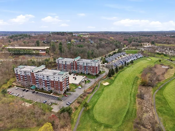 $585,000 | 36 Village Road, Unit 714, Middleton, MA 01949