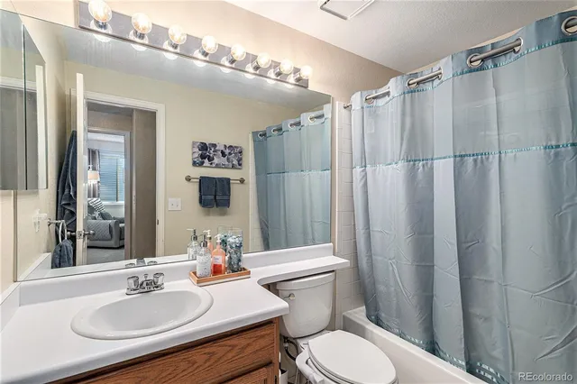 $549,000 | 5015 South Dunkirk Way, Centennial, CO 80015