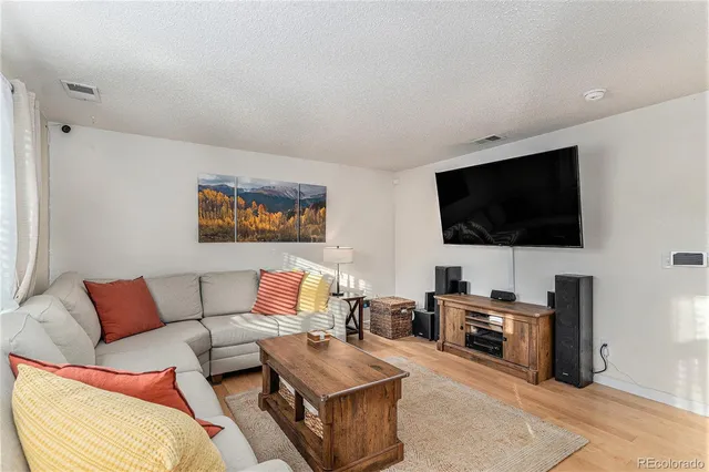 $549,000 | 5015 South Dunkirk Way, Centennial, CO 80015