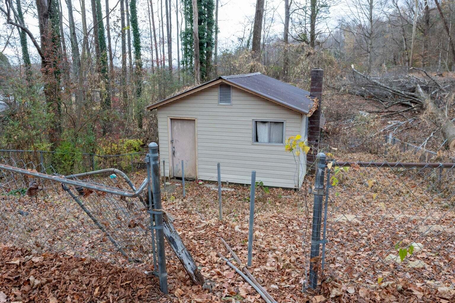 227 Oak Street Spring City, TN 37381 - Photo 30 of 36 30