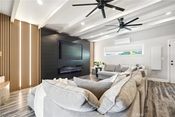 $870,000 | 11306 Rosecrans Avenue, Norwalk, CA 90650